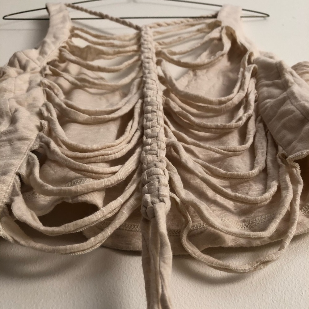 Open Back Cropped Tee